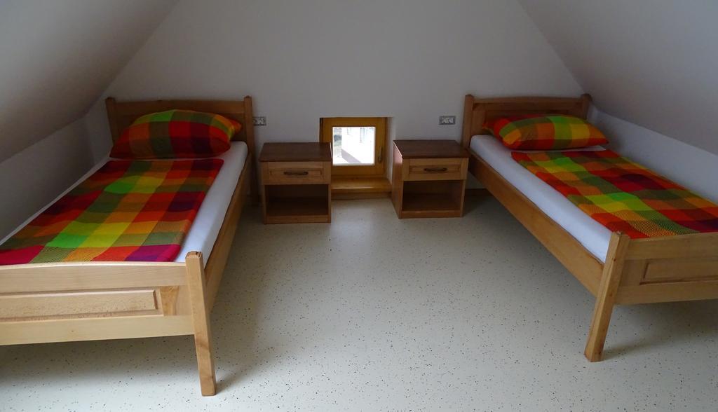 Apartmaji Pri Marodnu Бохин Екстериор снимка