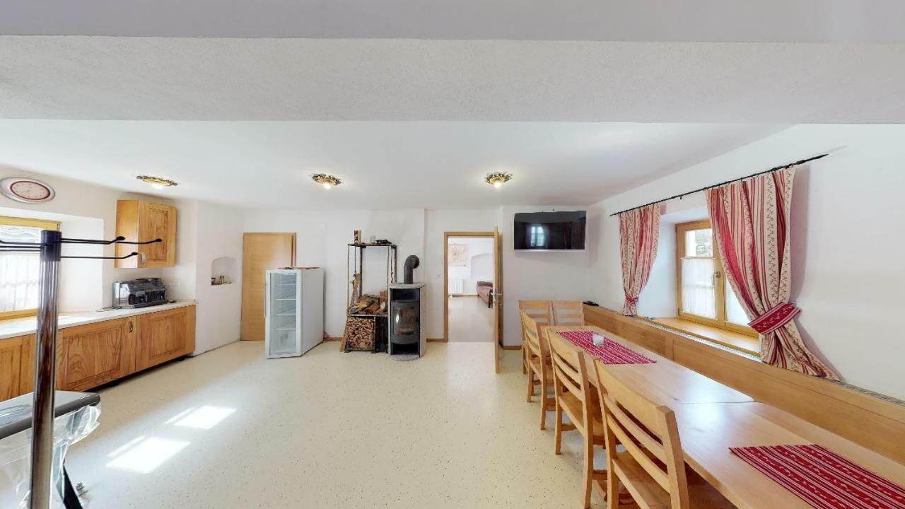 Apartmaji Pri Marodnu Бохин Екстериор снимка