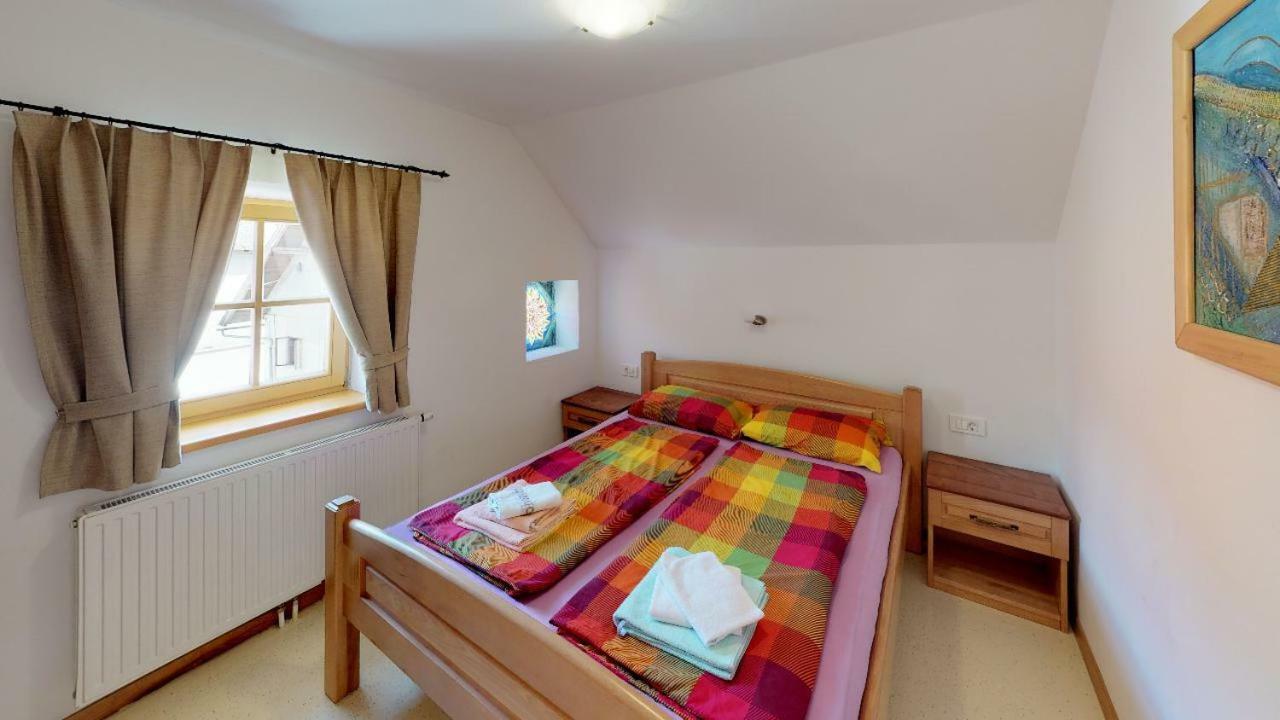 Apartmaji Pri Marodnu Бохин Екстериор снимка