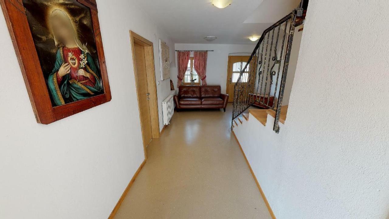 Apartmaji Pri Marodnu Бохин Екстериор снимка