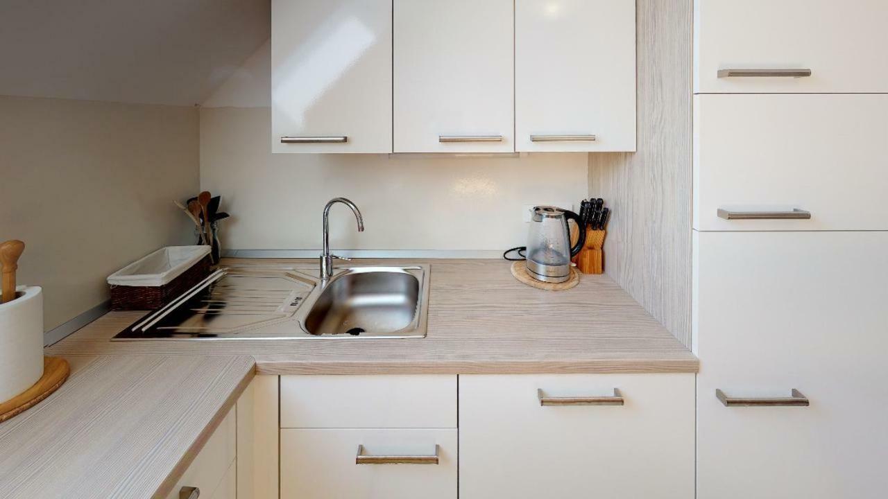 Apartmaji Pri Marodnu Бохин Екстериор снимка